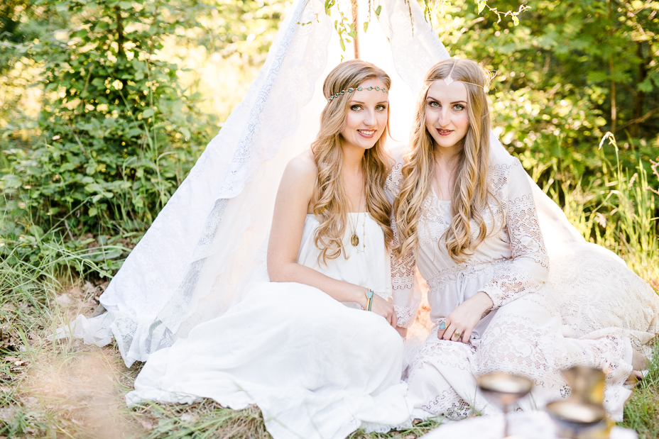 Boho Bridal Sisters Bohemian Hochzeit Inspiration