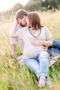 Babybauchshooting bei Sonnenuntergang in Kassel