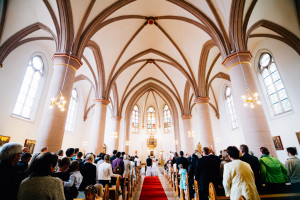 Hochzeitsfotograf Hochzeitsreportage Ganztagesreportage Storytelling Lifestyle Kirche St. Maria Magdalena Leinefelde