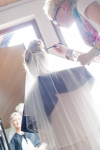 Hochzeitsfotograf Wedding Photography Hochzeitsreportage Kassel Frankfurt Würzburg Hannover Hamburg München Getting Ready