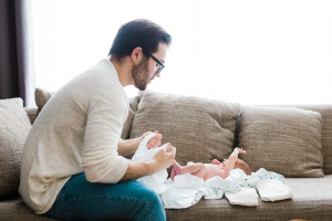 Babyshooting Neugeborenenshooting Babyfotograf Homestory Kassel Lifestyle Babyhomestory bei Kassel