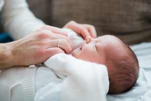 Babyshooting Neugeborenenshooting Babyfotograf Homestory Kassel Lifestyle Babyhomestory bei Kassel