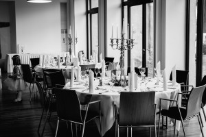 Hochzeit im Kloster Haydau Hochzeitsfotografie Kassel Morschen Hochzeitsfotograf Wedding Photographer Ganztagesreportage Blumenkinder