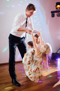 Hochzeit im Kloster Haydau Hochzeitsfotografie Kassel Morschen Hochzeitsfotograf Wedding Photographer Ganztagesreportage Blumenkinder