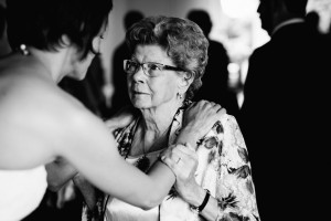 Heiraten bei jedem Wetter Standesamt Hochzeitsfotografie Kassel Waldeck Edersee StrandhausHochzeitsfotograf Wedding Photographer Ganztagesreportage