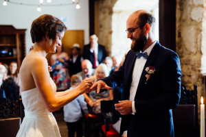 Heiraten bei jedem Wetter Standesamt Hochzeitsfotografie Kassel Waldeck Edersee StrandhausHochzeitsfotograf Wedding Photographer Ganztagesreportage