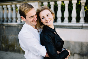 zu zweit in der Karlsaue Orangerie Paarshoot Engagementshooting Coupleshoot Verlobung Hochzeitsfotograf Kassel