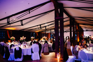 Hochzeit in Hamburgs Speicherstadt Hochzeitsreportage Hamburg Kaispeicher B Deck 10 Alster Hochzeitsfotograf