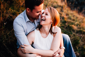 Engagementshoot Wenn Liebe grenzenlos scheint Sonnenuntergang Dörnberg Helfensteine Coupleshoot Inka Englisch Photography Kassel 2017 Paarshooting Verlobung Hochzeitsfotograf Kassel Wiesbaden Hochzeit Loveshoot Liebe Lifestyle