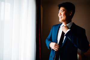 Hochzeitsfotograf Frankfurt Kassel Reportage Dokumentation Storytelling Inka Englisch Photography Burg Schwarzenstein Kassel Wedding Photographer Indonesischer Hochzeitszauber auf Burg Schwarzenstein