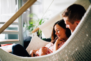 Babybauch Homestory bei Kassel Zuckersüßes Warten auf das Yogi-Baby Babybauchshoot Kassel Inka Englisch Photography Schwangerschaft Foto Fotoshoot Babybauch Pregnancy Homestory zuhause