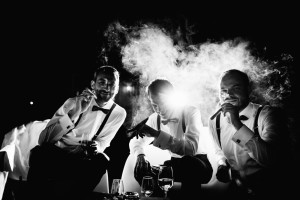 Hochzeitsfotograf Kassel Bad Driburg Frankfurt Hannover Wiesbaden Inka Englisch Photography Regenhochzeit Hochzeit im Gräflichen Park Bad Driburg Zigarre