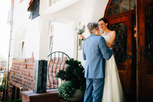 Maritime Hochzeit in der Traumkulisse Hoher Darsberg Hochzeitsfotograf-Kassel Frankfurt Wiesbaden Hoher Darsberg Inka Englisch Photography Hochzeitsreportage Storytelling first look