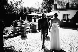 Maritime Hochzeit in der Traumkulisse Hoher Darsberg Hochzeitsfotograf-Kassel Frankfurt Wiesbaden Hoher Darsberg Inka Englisch Photography Hochzeitsreportage Storytelling first look