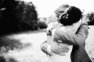 Maritime Hochzeit in der Traumkulisse Hoher Darsberg Hochzeitsfotograf-Kassel Frankfurt Wiesbaden Hoher Darsberg Inka Englisch Photography Hochzeitsreportage Storytelling Portraits Brautpaar Shooting