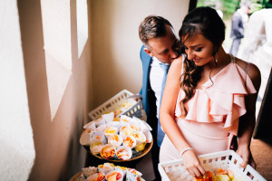 Elegantes Glück im Staatsbad Bad Brückenau Hochzeitsfotograf Staatsbad Bad Brückenau Hochzeit Kassel Reportage Storytelling Inka Englisch Photography Kirche Trauung