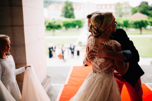 Elegantes Glück im Staatsbad Bad Brückenau Hochzeitsfotograf Staatsbad Bad Brückenau Hochzeit Kassel Reportage Storytelling Inka Englisch Photography Feier