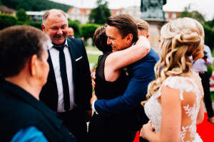 Elegantes Glück im Staatsbad Bad Brückenau Hochzeitsfotograf Staatsbad Bad Brückenau Hochzeit Kassel Reportage Storytelling Inka Englisch Photography Feier
