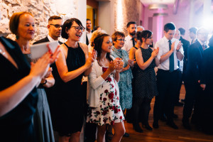 Freie Hochzeit im Kloster Haydau Hochzeitsfotografie Kassel Morschen Hochzeitsfotograf Wedding Photographer Ganztagesreportage freie Trauung Sora Feier Party