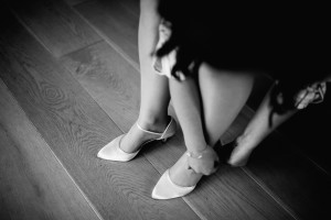 Freie Hochzeit im Kloster Haydau Hochzeitsfotografie Kassel Morschen Hochzeitsfotograf Wedding Photographer Ganztagesreportage freie Trauung Sora Getting Ready
