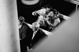 Von Norwegen nach Kassel, um zu heiraten Hochzeitsfotograf Kassel Bergpark WilhelmshöheOrangerie Inka Englisch Photography Hochzeitsreportage Aue Wedding Photographer Lifestyle Storytelling Schlosskapelle Zeremonie Trauung