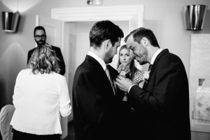 Babybauch Hochzeit auf Schloss Friedrichsstein Hochzeitsfotografie Kassel Bad Wildungen Hochzeitsfotograf Wedding Photographer Ganztagesreportage freie Trauung
