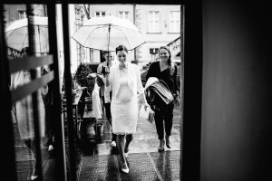 Babybauch Hochzeit auf Schloss Friedrichsstein Hochzeitsfotografie Kassel Bad Wildungen Hochzeitsfotograf Wedding Photographer Ganztagesreportage freie Trauung