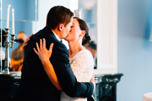 Babybauch Hochzeit auf Schloss Friedrichsstein Hochzeitsfotografie Kassel Bad Wildungen Hochzeitsfotograf Wedding Photographer Ganztagesreportage freie Trauung