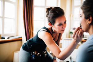 Hochzeit voller magic moments Fotograf Hotel Zur Sonne Hochzeitsfotografie Kassel Frankenberg Hochzeitsfotograf Wedding Photographer Ganztagesreportage Getting Ready First Look