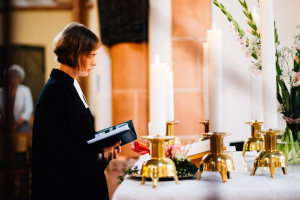 Hochzeit voller magic moments Fotograf Hotel Zur Sonne Hochzeitsfotografie Kassel Frankenberg Hochzeitsfotograf Wedding Photographer Ganztagesreportage Kirche