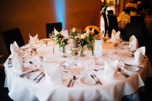Hochzeitsfotograf Hochzeit Fotograf Hann. Münden Kassel Letzter Heller Inka Englisch 2018 Reportage Feier Deko