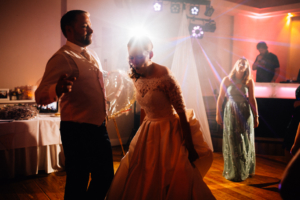 Hochzeitsfotograf Hochzeit Fotograf Hann. Münden Kassel Letzter Heller Inka Englisch 2018 Reportage Party Hochzeitstanz