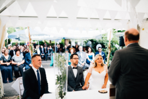Hochzeitsfotograf Kassel Spiekershausen Fuldagarten Inka Englisch 2018 freie Trauung Reportage