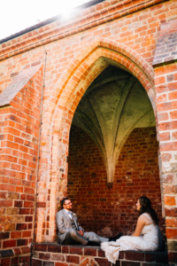 Wenn das Herz JA sagt ... Hochzeit im Kloster Chorin Hochzeitsfotograf Kassel Inka Englisch Photography Wedding Deko Hochzeitsreportage Berlin Landhof Liepe Sommer