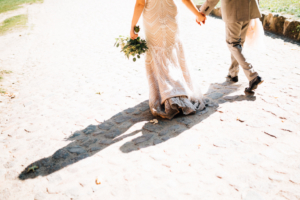 Wenn das Herz JA sagt ... Hochzeit im Kloster Chorin Hochzeitsfotograf Kassel Inka Englisch Photography Wedding Deko Hochzeitsreportage Berlin Landhof Liepe Sommer