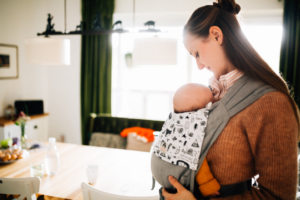 Zauberhafte Zeit mit Neugeborenem Homestory Babyshooting Kassel Neugeboren Familie Inka Englisch Familienshooting Shooting Kassel zuhause 2020