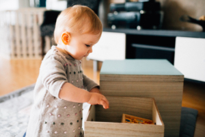 schon 1 Jahr alt ... Homestory in Kassel Kleinkind Shooting Kind Familie Inka Englisch Kassel Wald zuhause