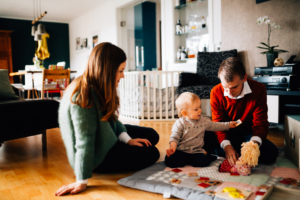 schon 1 Jahr alt ... Homestory in Kassel Kleinkind Shooting Kind Familie Inka Englisch Kassel Wald zuhause