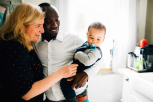 Leben, wovon Kinderwelten träumen Homestory Kassel Familienshooting Kassel Fotograf Kinder Inka Englisch Babyshooting Neugeborenenshooting Newbornshooting Babyfotograf zuhause Alpaka